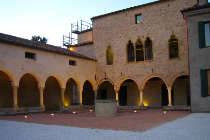 Chiostro dell’ex Convento di Santa Margherita